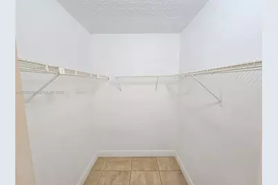 3690 N 56th Ave #912, Hollywood, FL 33021 - Photo 11
