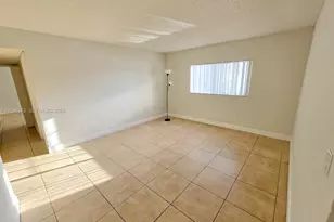 3690 N 56th Ave, Hollywood, FL 33021 - Photo 5