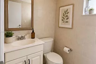 8870 Fontainebleau Blvd, Miami, FL 33172 - Photo 35