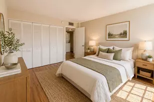 8870 Fontainebleau Blvd, Miami, FL 33172 - Photo 25