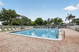 11254 NW 15th Ct, Pembroke Pines, FL 33026 - Photo 33