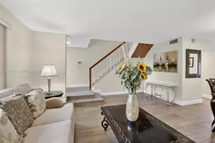 11254 NW 15th Ct, Pembroke Pines, FL 33026 - Photo 5