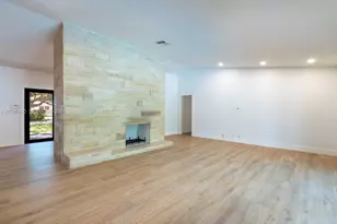 13050 SW 71st Ave, Pinecrest, FL 33156 - Photo 5