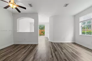 1464 SE 26th Ave, Homestead, FL 33035 - Photo 5