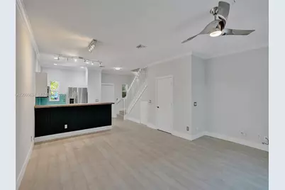 835 NE 19th Ave #10, Fort Lauderdale, FL 33304 - Photo 9