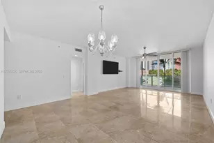 3340 NE 190th St, Aventura, FL 33180 - Photo 11