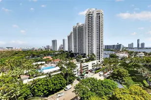 4100 Island Blvd, Aventura, FL 33160 - Photo 59