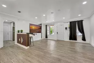 18600 NE 7th Ct, North Miami Beach, FL 33179 - Photo 17