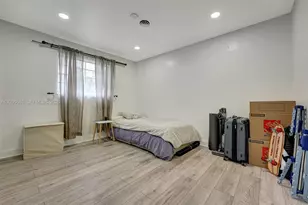 18600 NE 7th Ct, North Miami Beach, FL 33179 - Photo 7