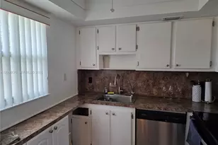 232 E Saxony E, Delray Beach, FL 33446 - Photo 1
