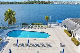1175 NE Miami Gardens Dr, Miami, FL 33179 - Photo 27