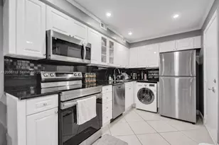 6770 E Indian Creek Dr, Miami Beach, FL 33141 - Photo 13