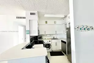 1500 Bay Rd, Miami Beach, FL 33139 - Photo 11