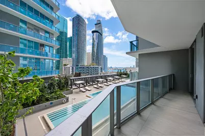 77 SE 5th St. #1505, Miami, FL 33131 - Photo 37