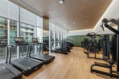 77 SE 5th St. #1505, Miami, FL 33131 - Photo 17