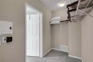 1819 SE 17th St, Fort Lauderdale, FL 33316 - Photo 9