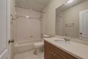 16613 NW 71st Ave, Miami Lakes, FL 33014 - Photo 25