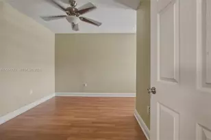 16613 NW 71st Ave, Miami Lakes, FL 33014 - Photo 23