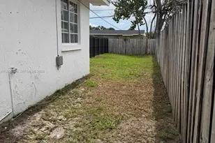 15741 NW 40th Ct, Miami Gardens, FL 33054 - Photo 13