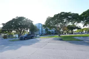 500 Executive Center Dr, West Palm Beach, FL 33401 - Photo 21