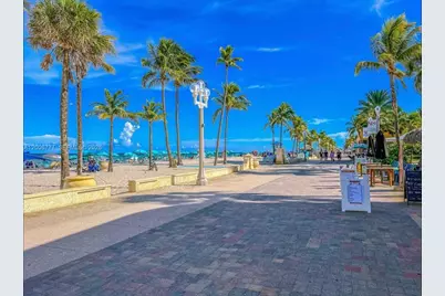 326 Wilson St #205, Hollywood, FL 33019 - Photo 11