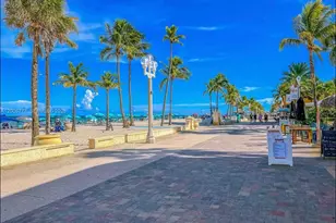 326 Wilson St, Hollywood, FL 33019 - Photo 11