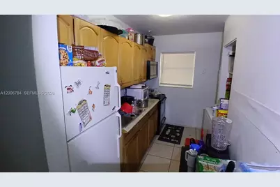 948 NW 14th Ct, Fort Lauderdale, FL 33311 - Photo 33