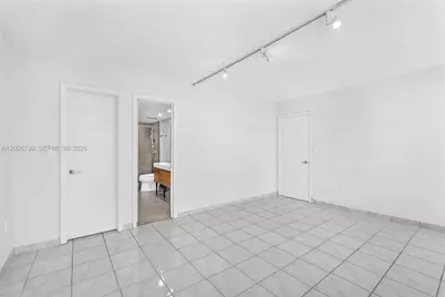 5313 Collins Ave #204, Miami Beach, FL 33140 - Photo 17