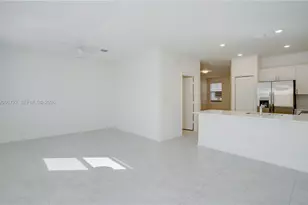 23517 SW 129th Ave, Homestead, FL 33032 - Photo 9