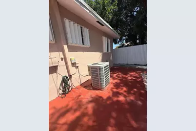 525 NW 15th Ter, Fort Lauderdale, FL 33311 - Photo 27