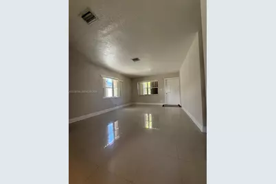 525 NW 15th Ter, Fort Lauderdale, FL 33311 - Photo 15