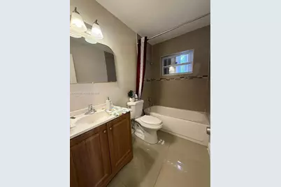 525 NW 15th Ter, Fort Lauderdale, FL 33311 - Photo 21
