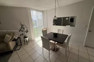 7125 NW 186th St, Hialeah, FL 33015 - Photo 5