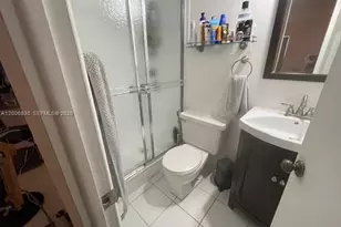 1560 McKinley St, Hollywood, FL 33020 - Photo 11