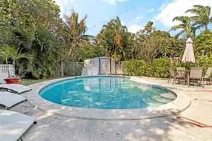1547 NE 38th St, Oakland Park, FL 33334 - Photo 23