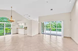 1215 Balboa Ct, Weston, FL 33326 - Photo 7