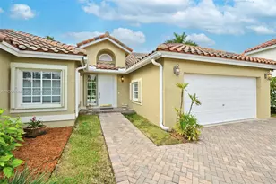 1215 Balboa Ct, Weston, FL 33326 - Photo 3