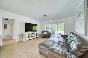 10600 SW 80th Ct, Miami, FL 33156 - Photo 5