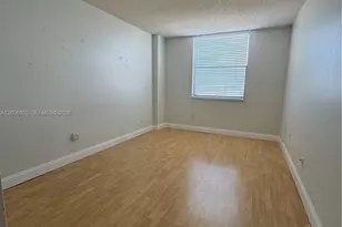1470 NE 123rd St, North Miami, FL 33161 - Photo 33