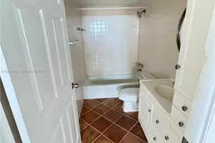 1470 NE 123rd St, North Miami, FL 33161 - Photo 21
