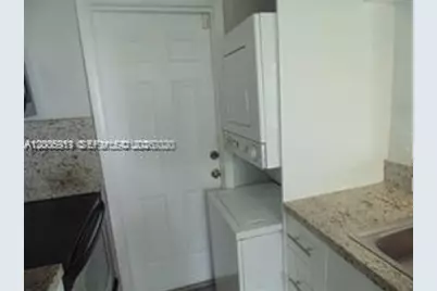 820 3rd St #14, Miami Beach, FL 33139 - Photo 17