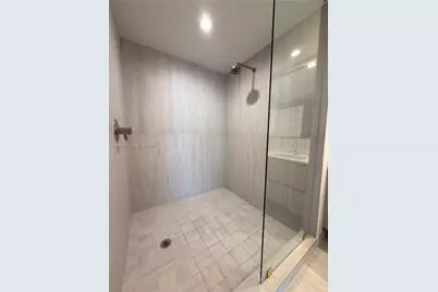 77 SE 5th St #1602, Miami, FL 33131 - Photo 13