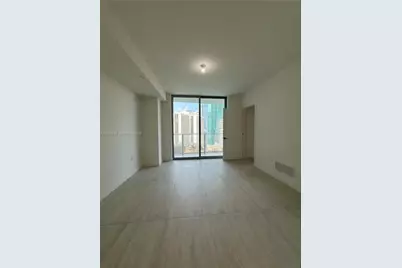 77 SE 5th St #1602, Miami, FL 33131 - Photo 7