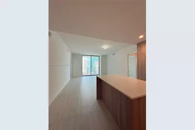 77 SE 5th St #1602, Miami, FL 33131 - Photo 5