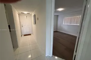 8060 Fairview Dr, Tamarac, FL 33321 - Photo 13