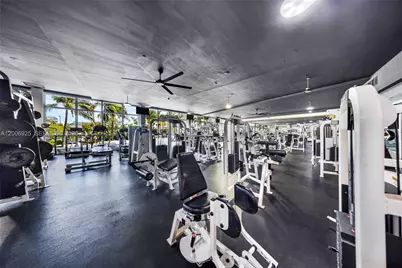 1000 West Ave #702, Miami Beach, FL 33139 - Photo 33
