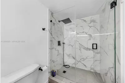 1000 West Ave #702, Miami Beach, FL 33139 - Photo 15