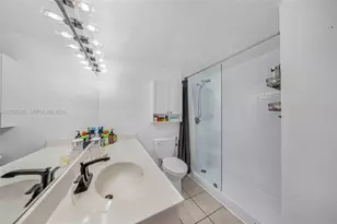 1000 West Ave, Miami Beach, FL 33139 - Photo 33