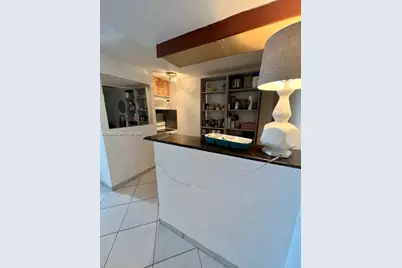 6770 Indian Creek Dr #11J, Miami Beach, FL 33141 - Photo 1