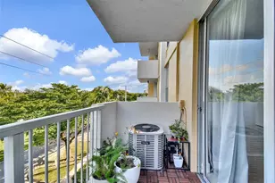 2000 NE 135th St, North Miami, FL 33181 - Photo 33